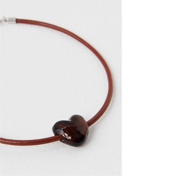 Free People Under the Sea Collar NWT Choker Glass Heart Pendant Bohemian Neutral - Picture 5 of 10